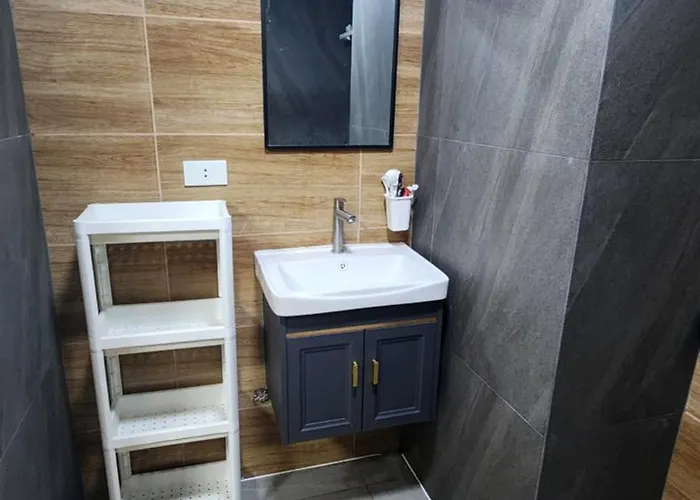 Spacious In Manila, Any Nationals Allowed Aparthotel Manila